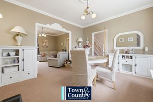 LADYSMITH AVENUE- click for photo gallery